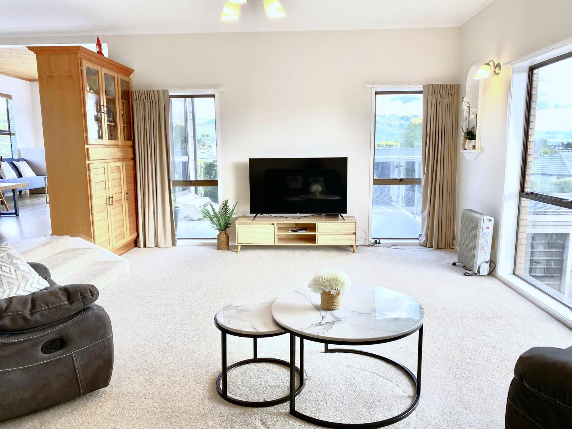 Spacious Retreat With Mountain View Rotorua Buitenkant foto